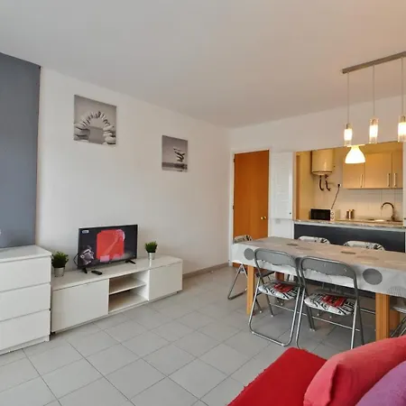 Los Fresnos Duplex Apartment